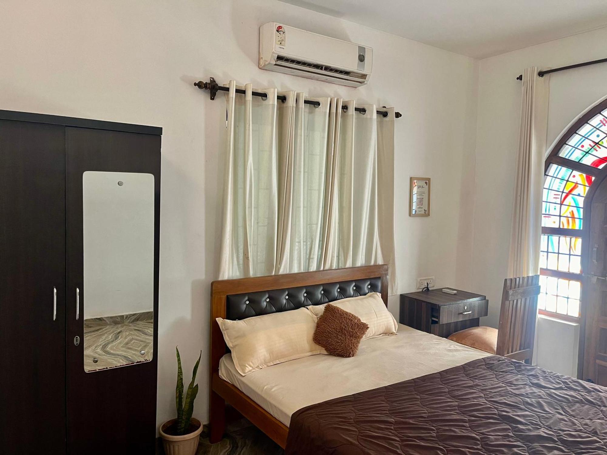 Natures Haven Vagator Apartment Luaran gambar